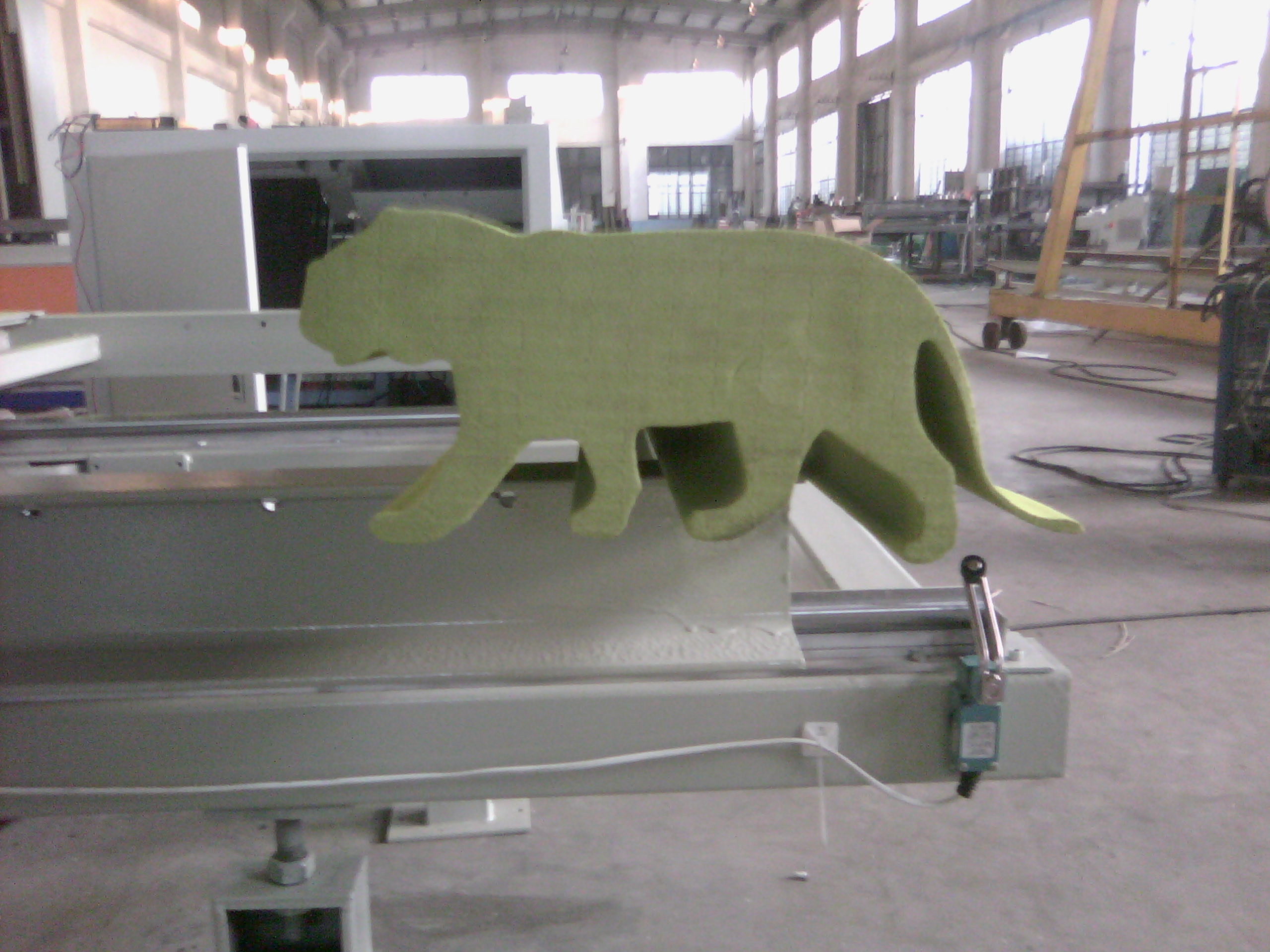 Industrial Computer 2D EPE / PU Foam Profiler Cutting Machine 5 KW 1.3