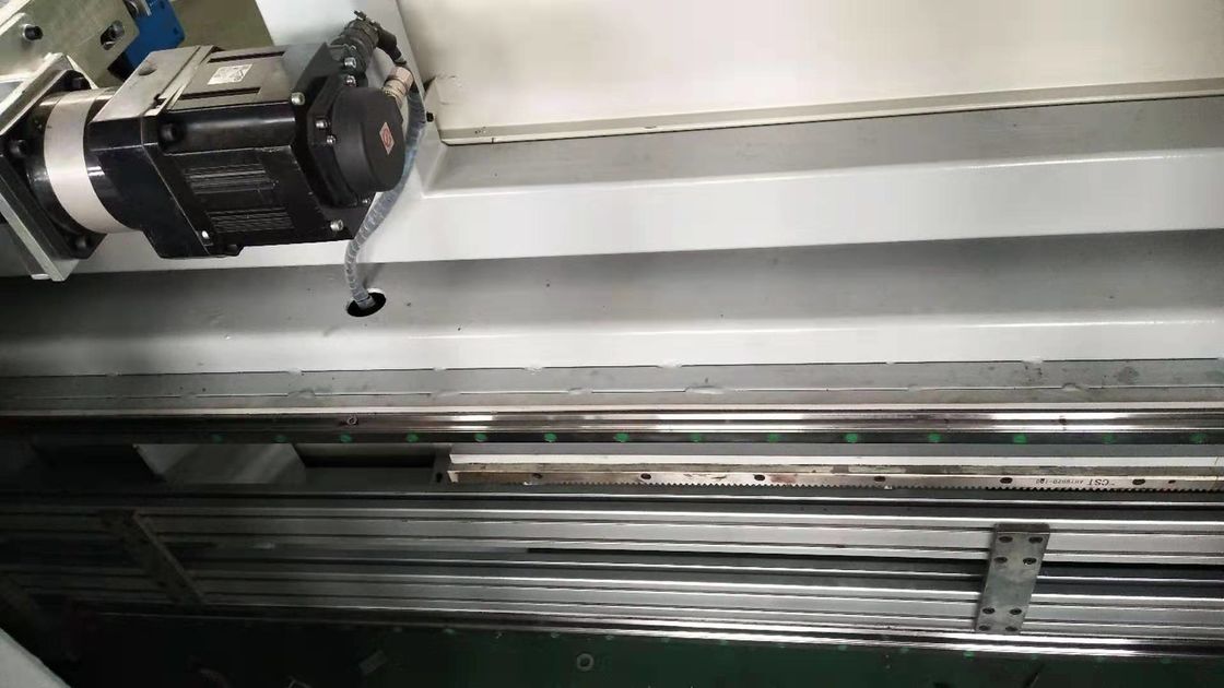 40m/Min Foam Upright CNC Sponge Cutting Machine Cut 2D Shapes