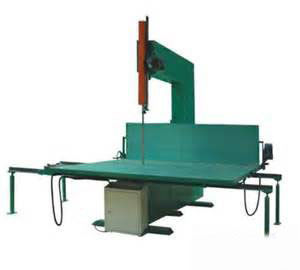 Matress Sponge Vertical Cutting Machine With Linear Guide Positioning Handwheel 1.74kw