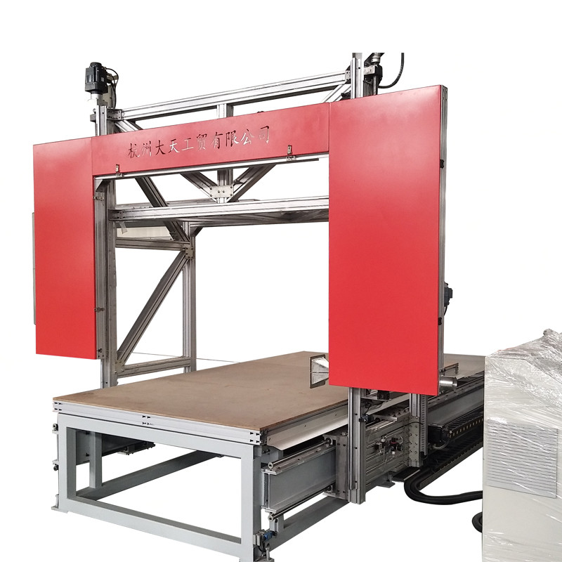 2D Shape Horizontal CNC Contour Cutting Machine For Polyurethane