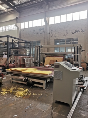 CNC Horizontal Oscillating Saw Blade Foam Cutting Machine For Sponge And Flexible PU With Belt Rotary Table