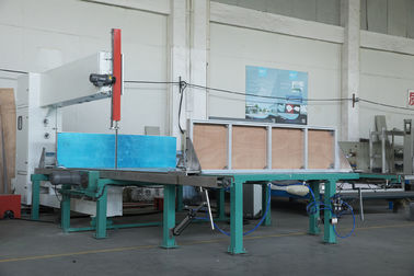 Easy Operate Automatic Vertical Cutting Machine , Polyuretan Foam Machine